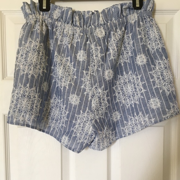 Flowy shorts - Picture 4 of 5